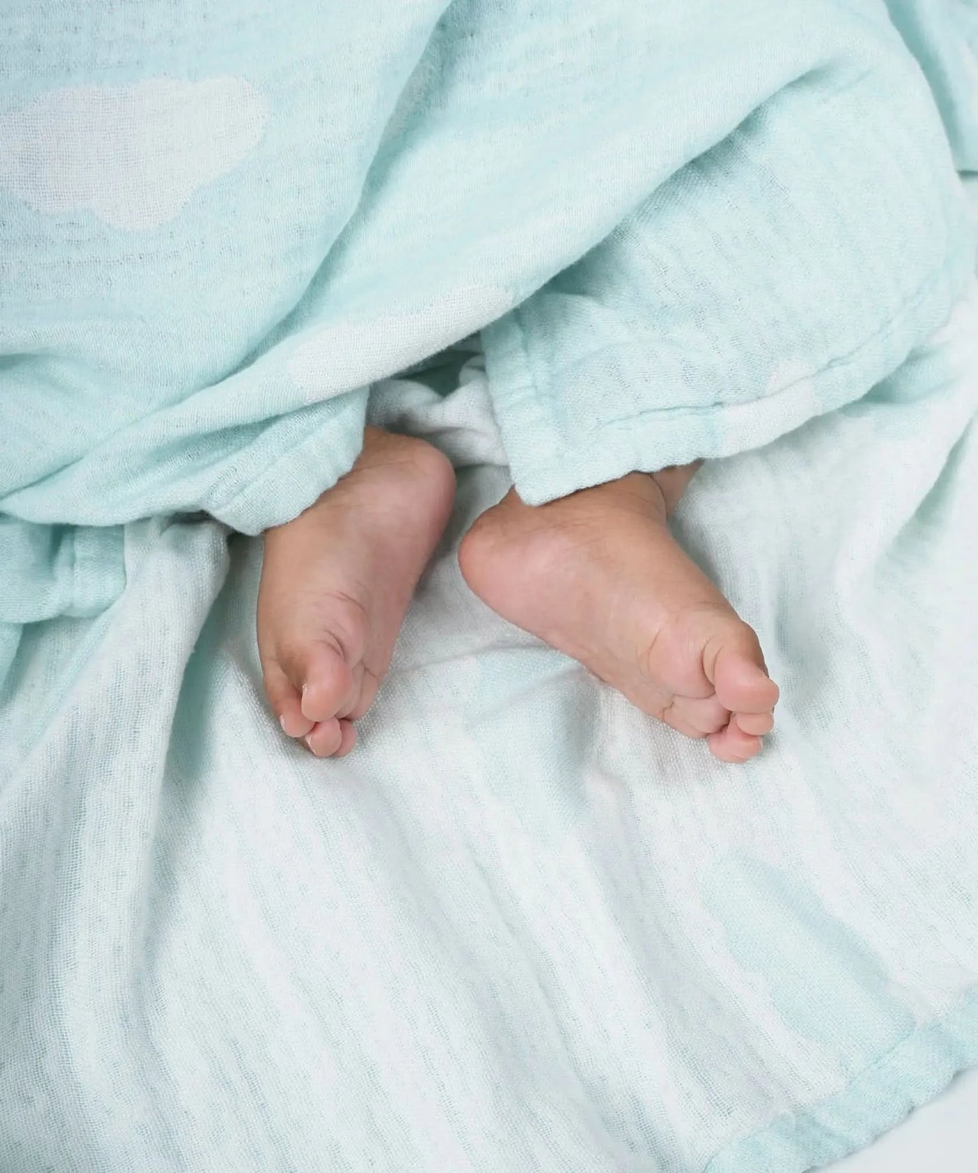 Aluvera baby bath Cloud towel , 300 GSM , 60 x 120 cm