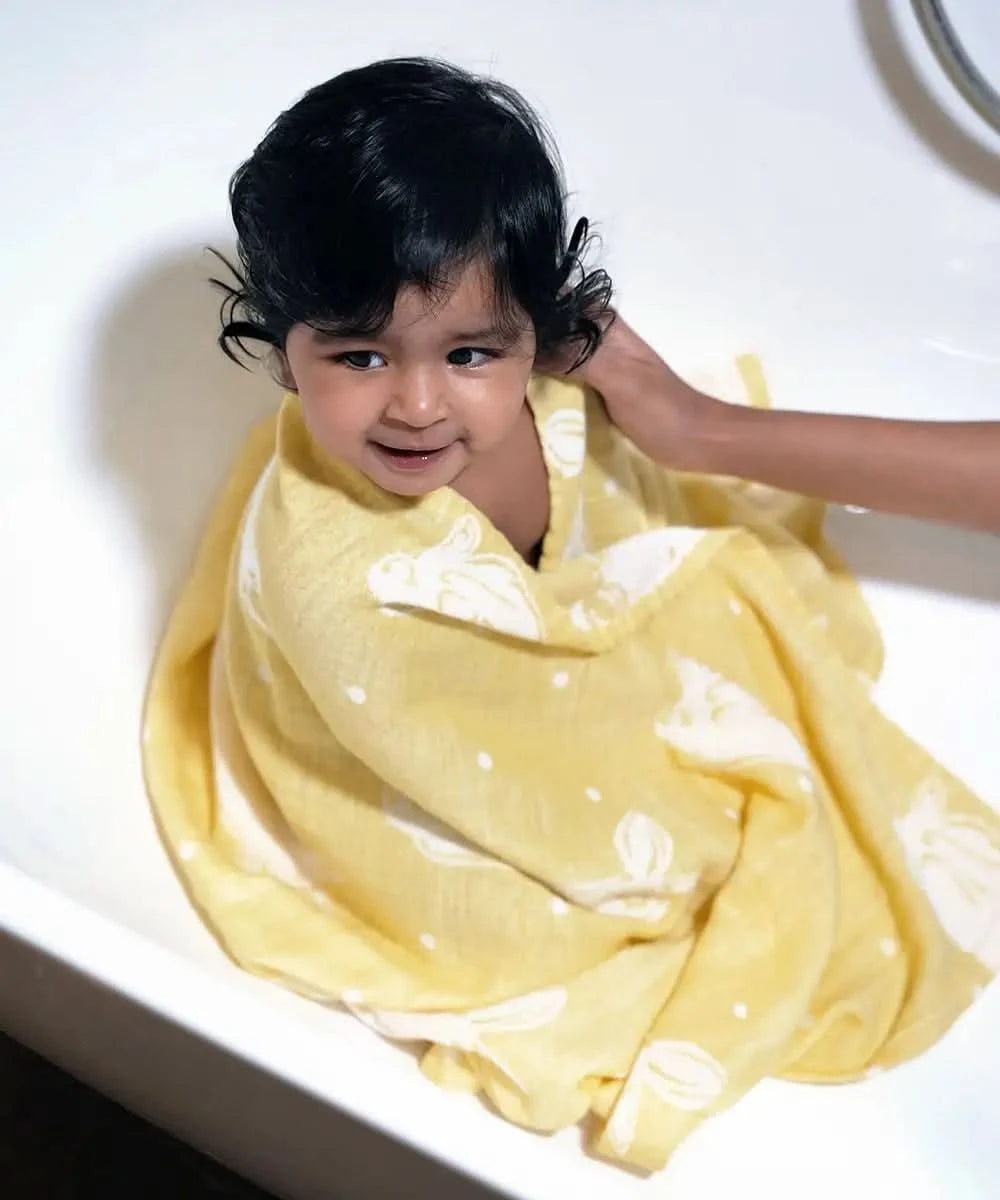 Baby bath towels and Swaddles Set- Pack of 4